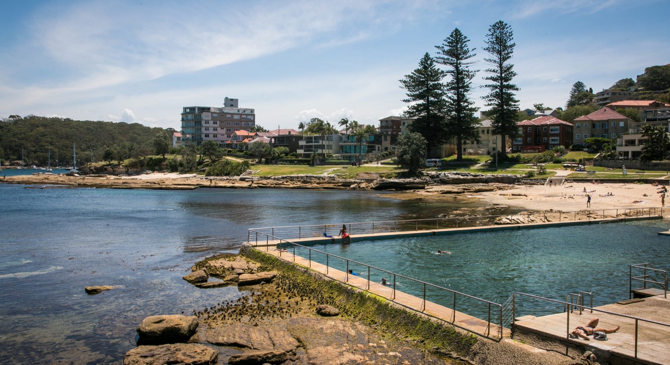 Fairy Light Rock Pool